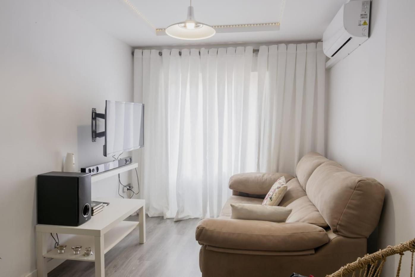 Apartamento Cerca Del Pilar Zaragoza Luaran gambar